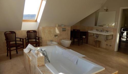 Deluxe Suite with Balcony