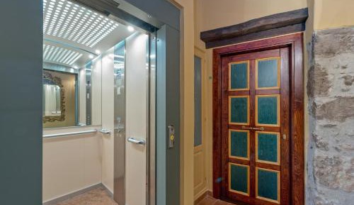 Suite (Adults Only)