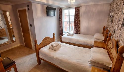 Standard Twin Room