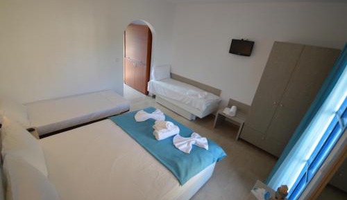 Studio with Sea View (2 Adults + 2 Children)