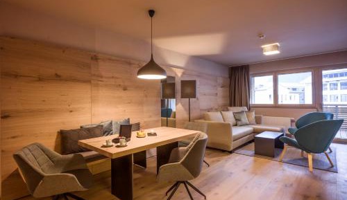 Large Two-Bedroom Apartment