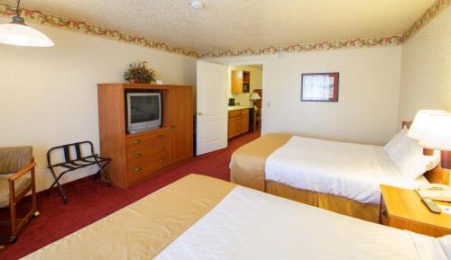 Queen Suite