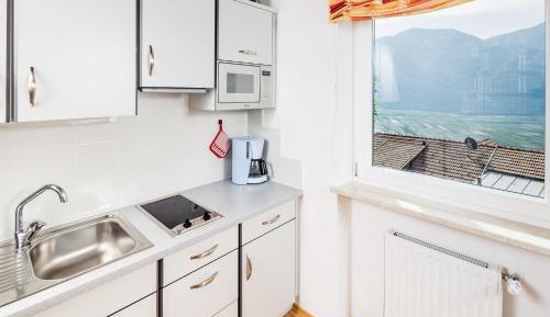One-Bedroom Apartment with Balcony - Split Level