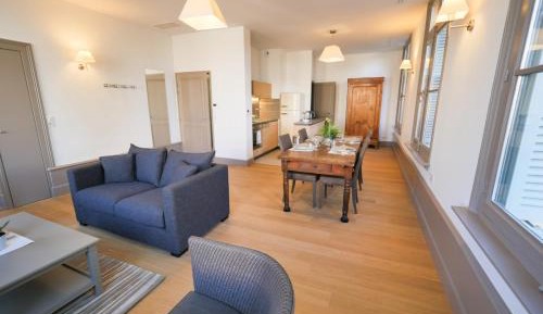 Two-Bedroom Apartment Sequoia