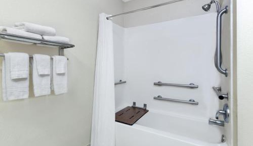 King Room - Mobility Access/Non-Smoking