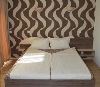 Large Single Room