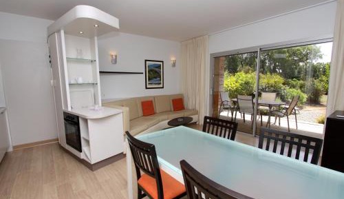 Two-Bedroom Apartment (5 Adults) n°1