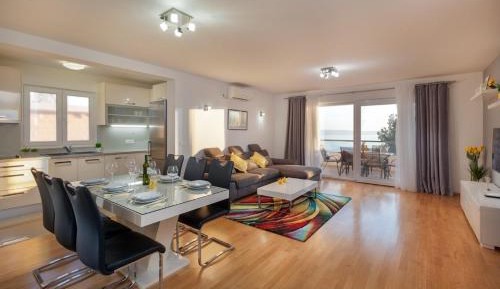 Two-Bedroom Apartment with Sea View