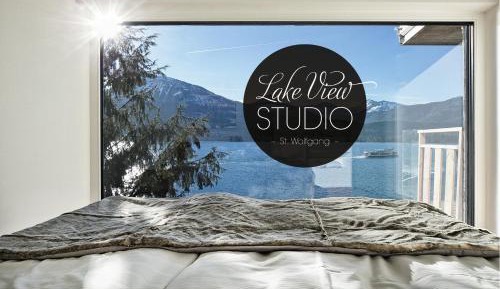 Apartment with Lake View