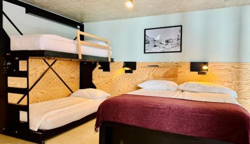 Quadruple Room with Mountain View