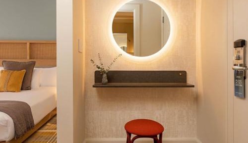 Deluxe Queen Room with Two Queen Beds and Cityview