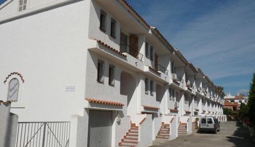 Three-Bedroom Townhouse