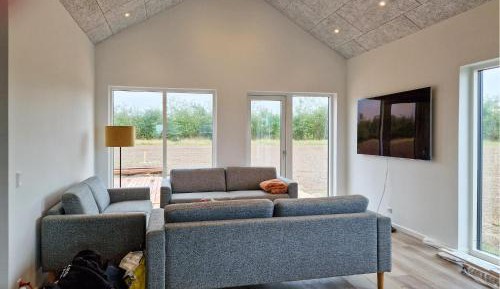 Three-Bedroom Holiday Home 