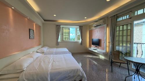 Quadruple Room with Mountain View