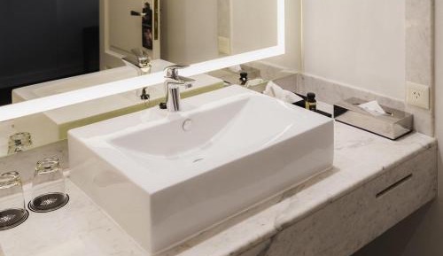 Superior Twin Room with Garden or City View