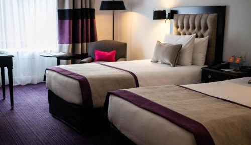 Deluxe Twin Room with Two Twin Beds