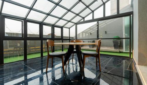 Deluxe One-Bedroom Apartment with City View