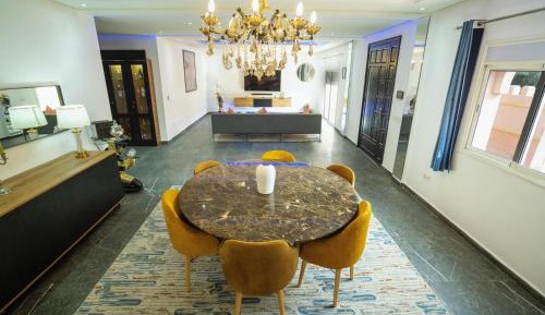 Deluxe Villa