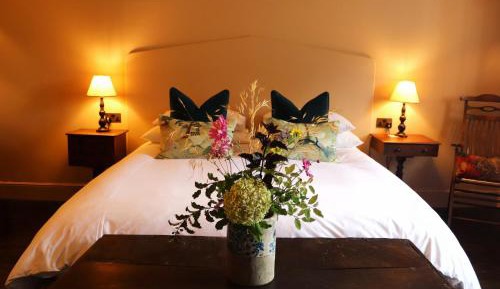 Deluxe Double Room with Bath