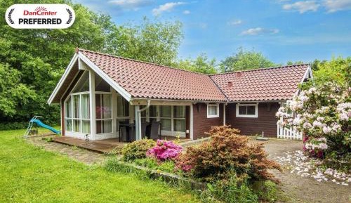 Three-Bedroom Vacation Home 