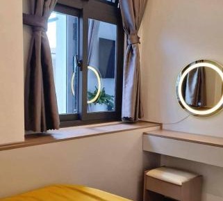 King Room