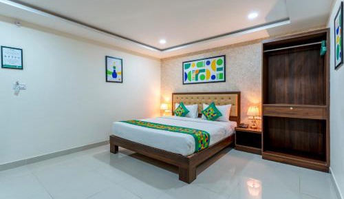 Deluxe Room with City View