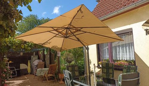 One-Bedroom Apartment with Terrace