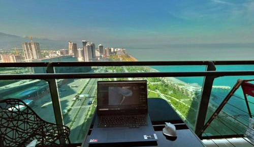 Studio Apartment with Sea View