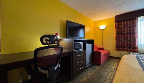 King Room - Non-Smoking