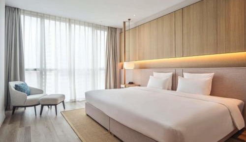 Superior King Room