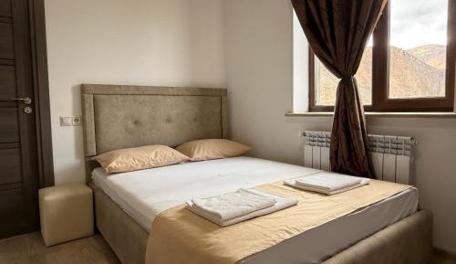 Family Room with Mountain View