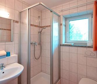 Deluxe Double Room with Shower