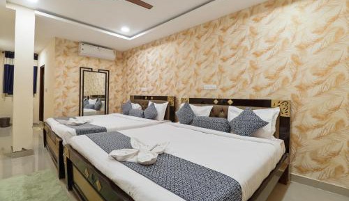Deluxe Double or Twin Room with Lake View