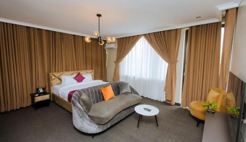 Junior Suite with Balcony