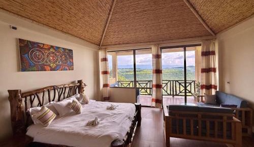 Suite with Mountain View