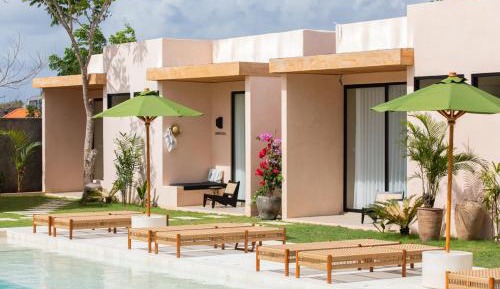 Studio with Pool View