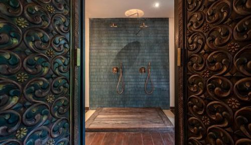 King Room with Balcony