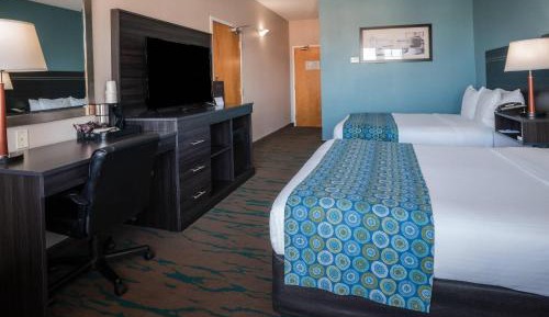 Queen Room with Two Queen Beds - Non-Smoking