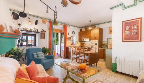 Three-Bedroom Superior Apartment