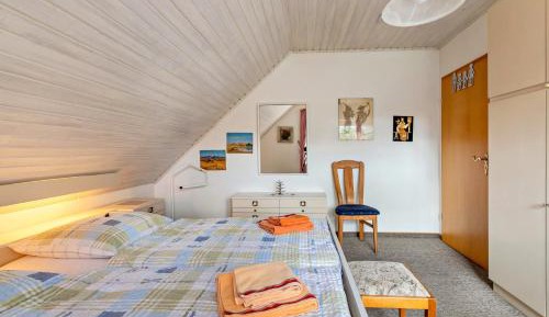 Three-Bedroom Superior Apartment