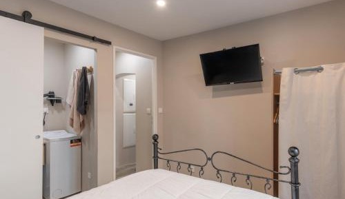 Superior Apartment with City View