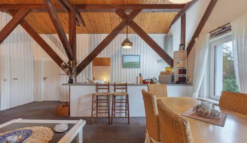 Three-Bedroom Superior Apartment