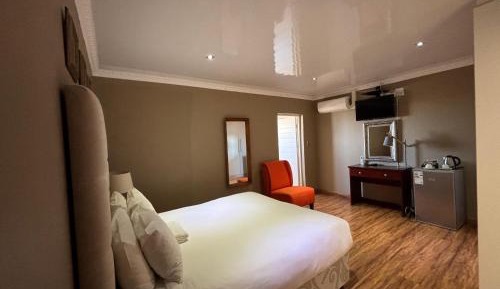 Deluxe Double Room with Bath