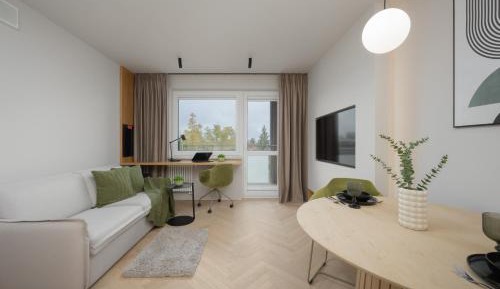 One-Bedroom Apartment with Balcony