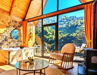 One-Bedroom Bungalow