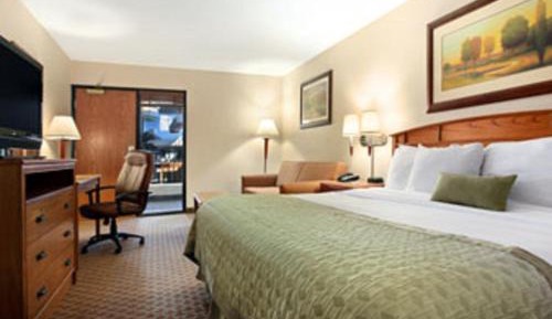 King Room - Non-Smoking