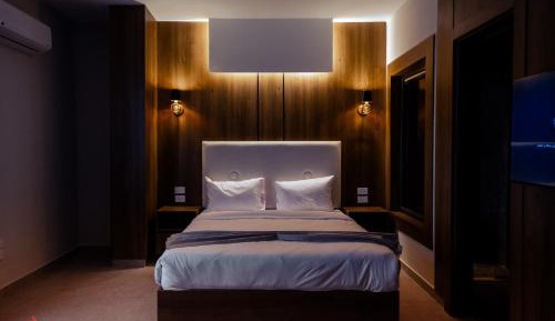 Double Room with Mountain View