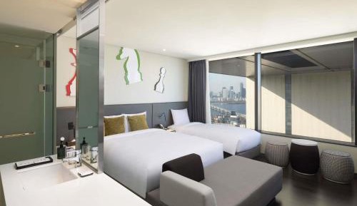 Junior Suite with One Double Bed and One Single Bed