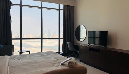 One-Bedroom Apartment with Ocean View