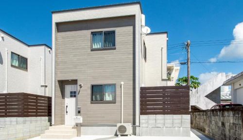 Three-Bedroom Standard Apartment